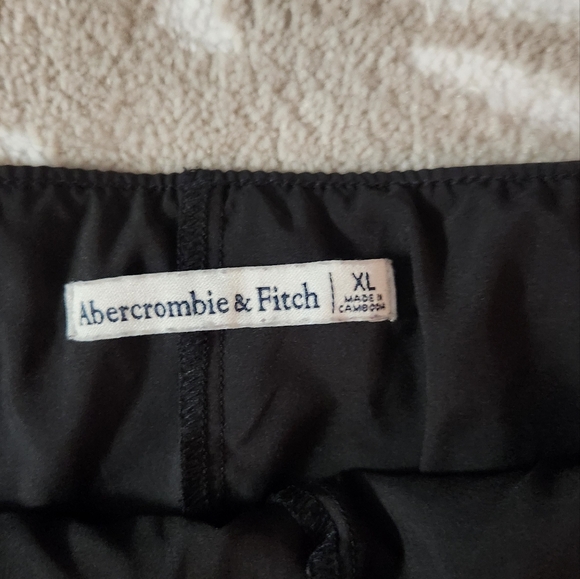 Abercrombie Black Leather Wrap Skort - Picture 4 of 4